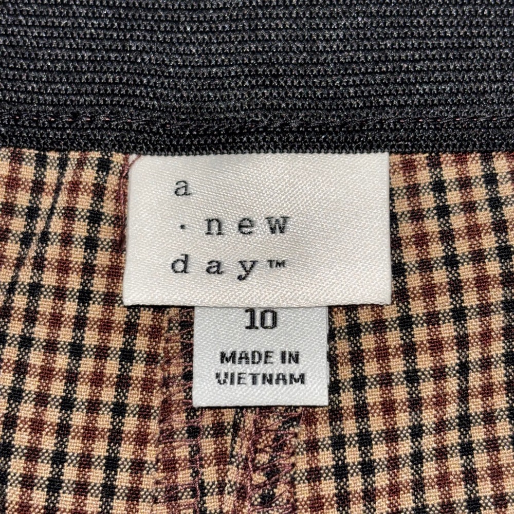 A New Day Womens High Rise Ankle Pants Brown Gingham Plaid Stretch Size 10 - Picture 2 of 13